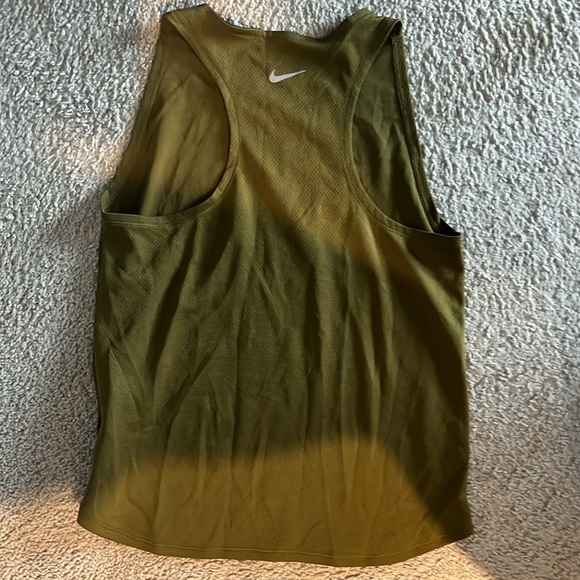 Nike tank top - Picture 6 of 6